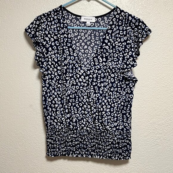 G.I.L.I. Floral Blue Blouse Women's Size Medium - Picture 1 of 10